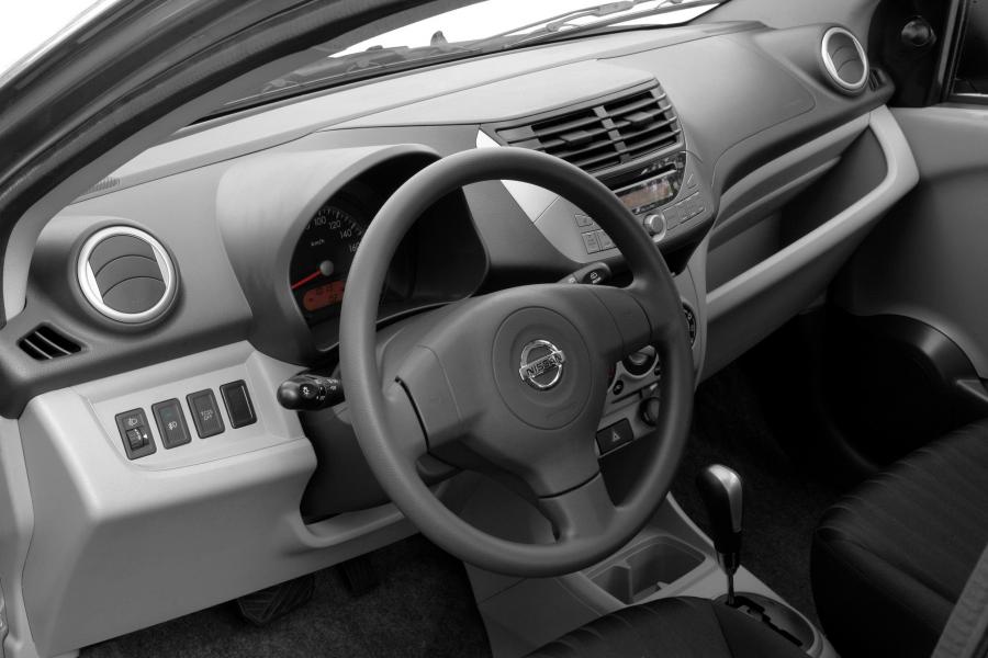  Nissan Pixo 2008 года  (фото 21 из 120)